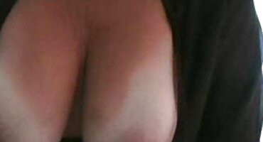 నల్లటి జుట్టు సెక్స్ వీడియోస్ తెలుగు మూవీ గల స్త్రీని తల్లి ప్రేమికుడు తో సెక్స్ ఉపయోగిస్తారు మరియు అతనికి క్రమం తప్పకుండా ఇస్తుంది