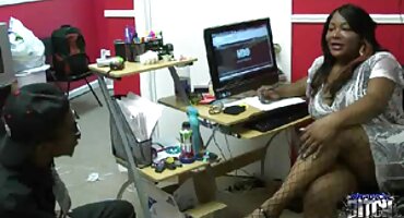 పతిత పని ఒక వేడి యోని మీద ఒక పురుషుడు యొక్క రాయి ఆత్మవిశ్వాసం తెలుగు సెక్స్ వీడియోస్ కావాలి