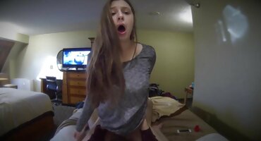 ఫ్లాట్ రొమ్ములు తో బ్లాండ్ ఆమె డ్రాయరు ఆఫ్ పడుతుంది మరియు అద్భుతంగా హస్త ప్రయోగం సెక్స్ వీడియోస్ తెలుగు